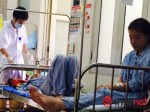 Bệnh nhân bị sốt xuất huyết đang điều trị tại BV Nhiệt đới Trung ương