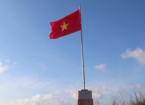 Chào cờ tháng đầu tháng 7