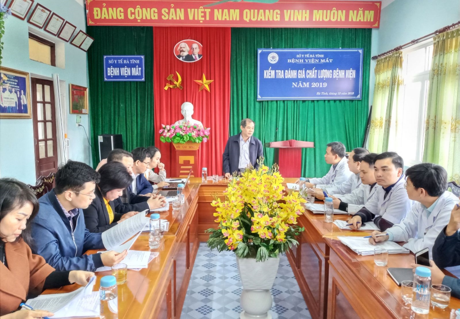 Bác sỹ Nguyễn Tuấn - PGĐ Sở Y tế phát biểu chỉ đạo tại kiểm Bệnh viện Mắt Hà Tĩnh