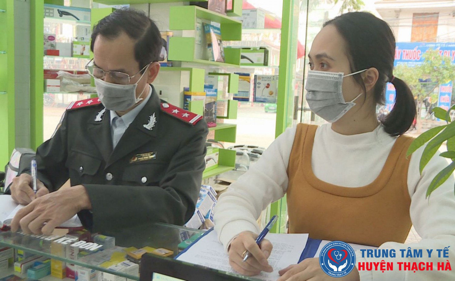Thanh tra Sở Y tế kiểm tra các mặt hàng liên quan đến công tác phòng dịch Covid-19 trên địa bàn TP Hà Tĩnh