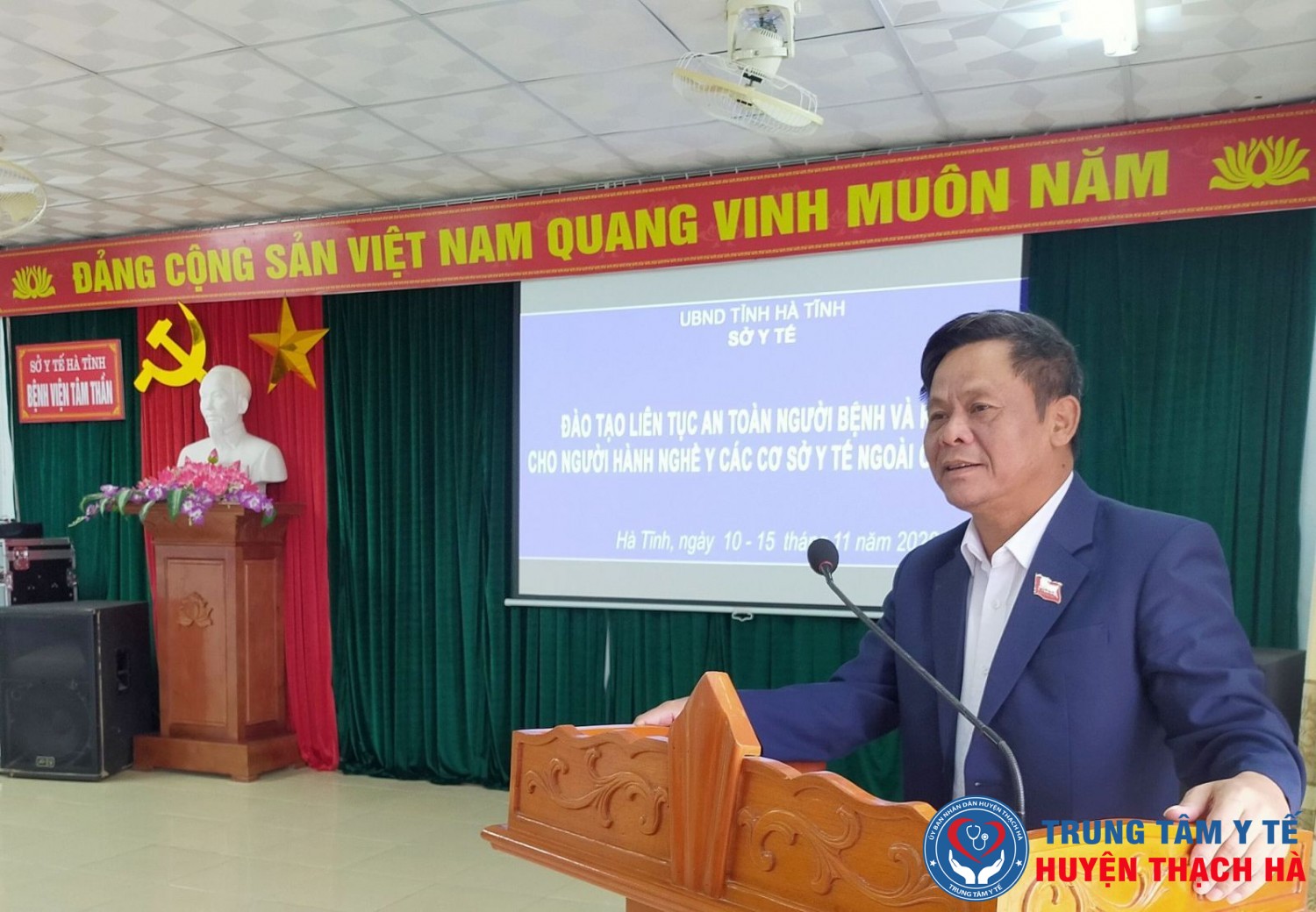 Tiến sĩ Đường Công Lự - Phó Giám đốc Sở Y tế phát biểu khai mạc lớp đào tạo