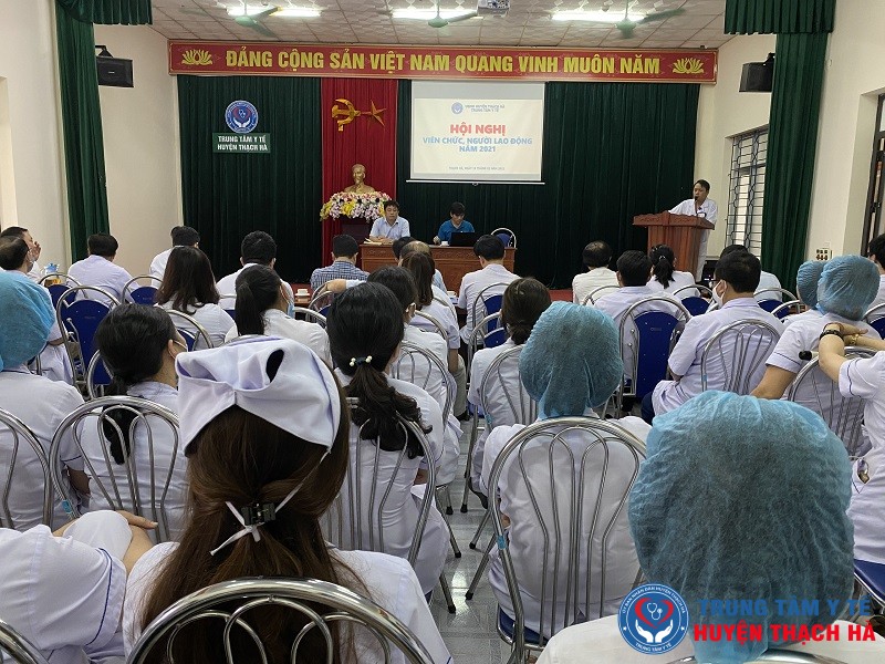 Trung tâm Y tế huyện Thạch Hà tổ chức Hội nghị viên chức, người lao động năm 2021