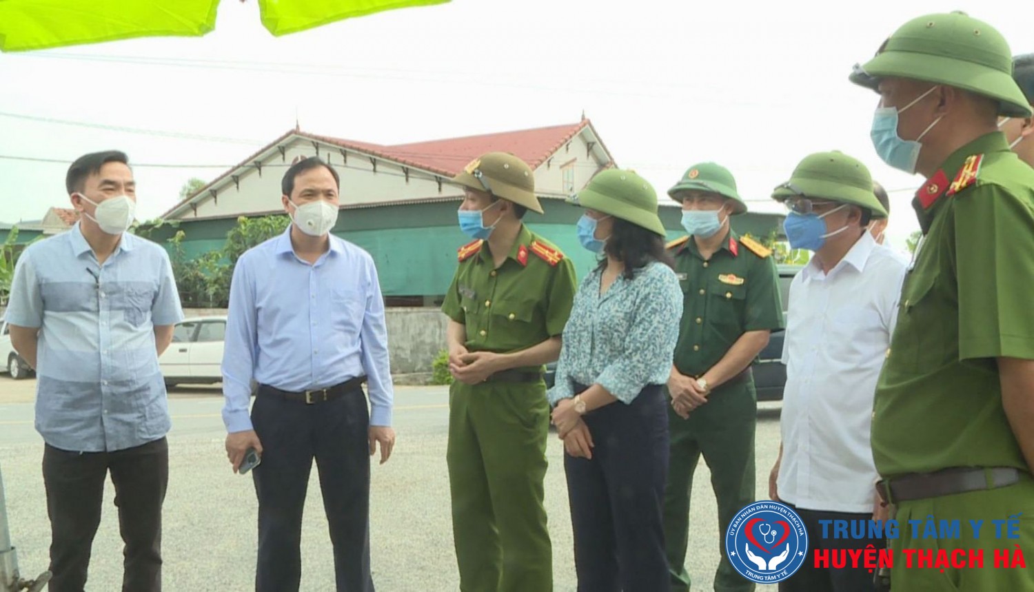 Bí thư Tỉnh ủy Hoàng Trung Dũng, kiểm tra công tác phòng chống dịch Covid -19 tại huyện Thạch Hà