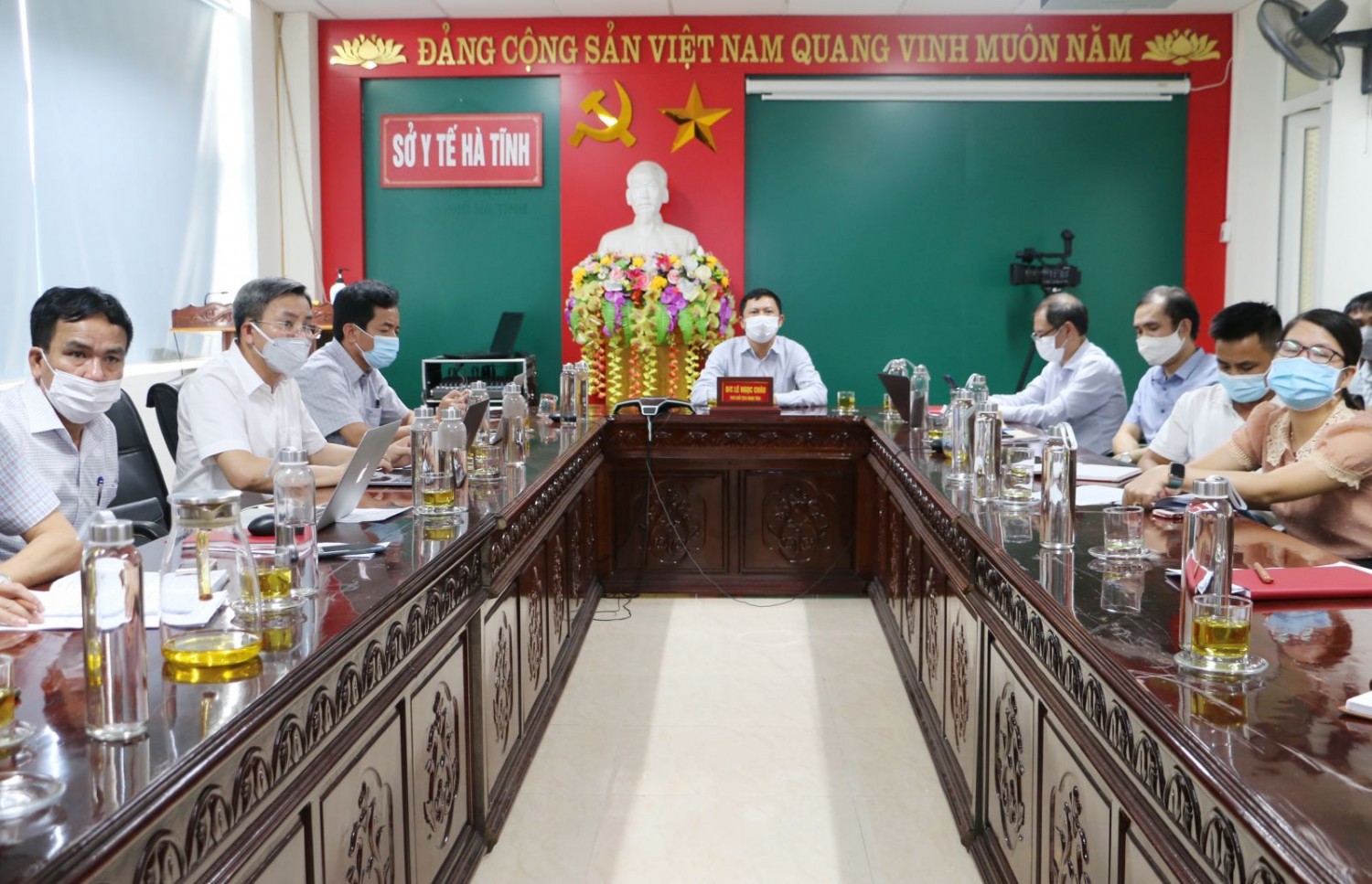 Phó Chủ tịch UBND tỉnh Lê Ngọc Châu chủ trì tại điểm cầu Hà Tĩnh